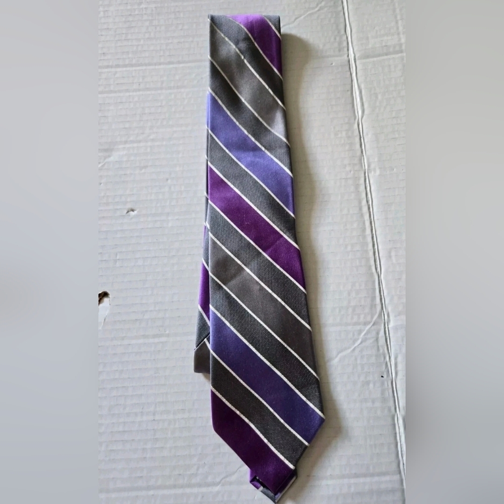 Arrow Multicolor 100% Silk Men’s Neck Tie Made In China